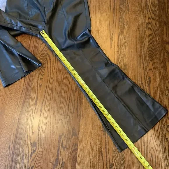 NEW ELOQUII Women's Black Faux‎ Leather Flare Leg Pants Sz 14 NWT - Picture 6 of 11